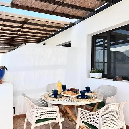 La Gaviota Playa Honda (Lanzarote)